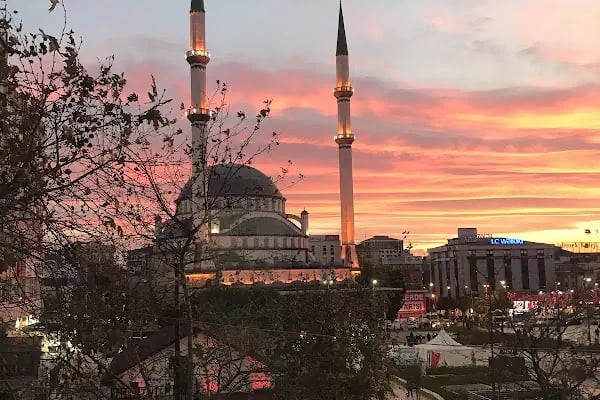 Bağcılar Meydanı - Resim 2