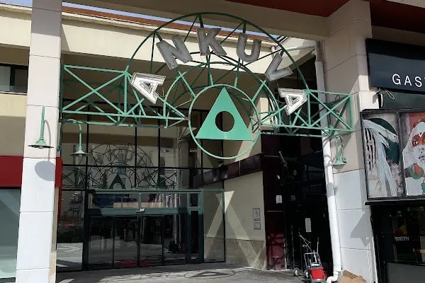Rollhouse Bowling ve Eğlence Merkezi - Resim 14