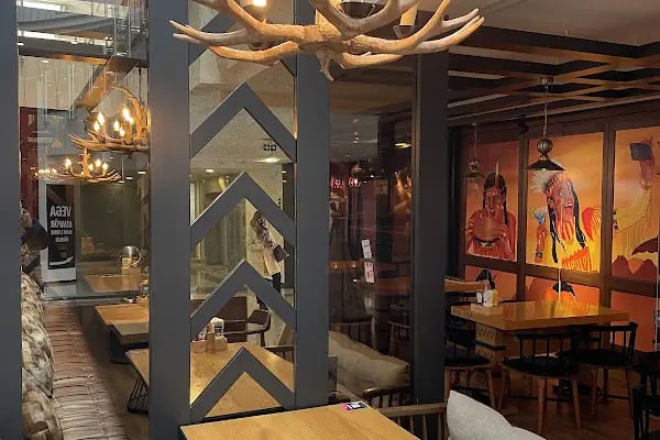Rollhouse Bowling ve Eğlence Merkezi - Resim 8