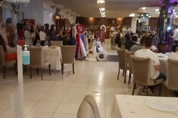 Salon Karlıtepe / Düğün - Davet - Nikah ve Kına Organizasyonu - Resim 14