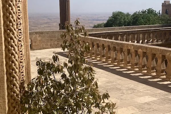 Mardin Artuklu Üniversitesi Uygulama Oteli ve Sosyal Tesisi - Resim 17