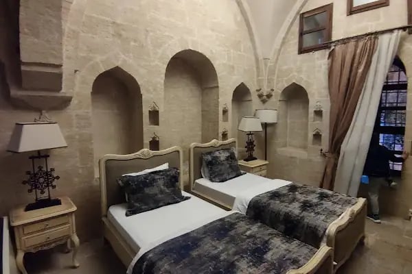 Mardin Artuklu Üniversitesi Uygulama Oteli ve Sosyal Tesisi - Resim 15