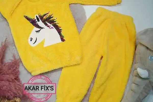 AKAR AVM GİYİM TEKSTIL TUHAFİYE - Resim 3