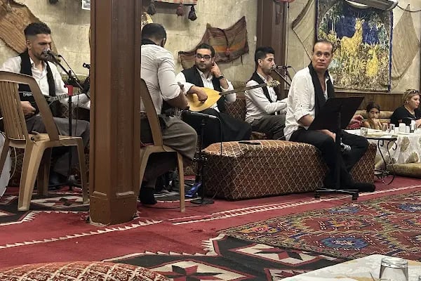 Çardaklı Köşk Sıra Geceleri ve Restaurant - Resim 5