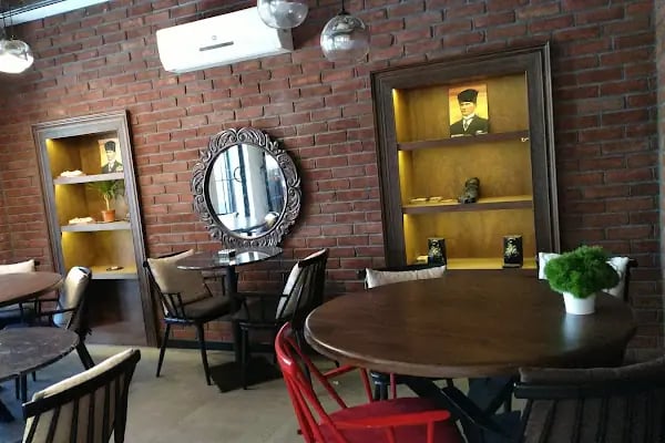 Mojo Cafe - Resim 6
