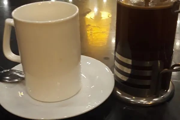 Mojo Cafe - Resim 8