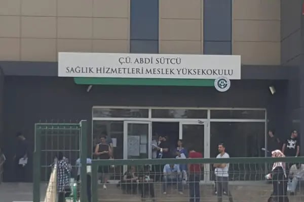 Cukurova Üniversitesi Abdi Sütcü Sağlık Hizmetleri Meslek Yüksek okulu - Resim 12