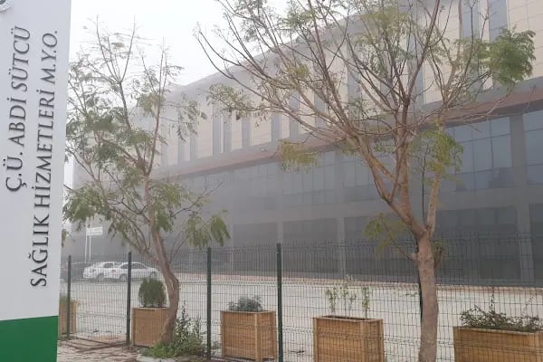 Cukurova Üniversitesi Abdi Sütcü Sağlık Hizmetleri Meslek Yüksek okulu - Resim 4