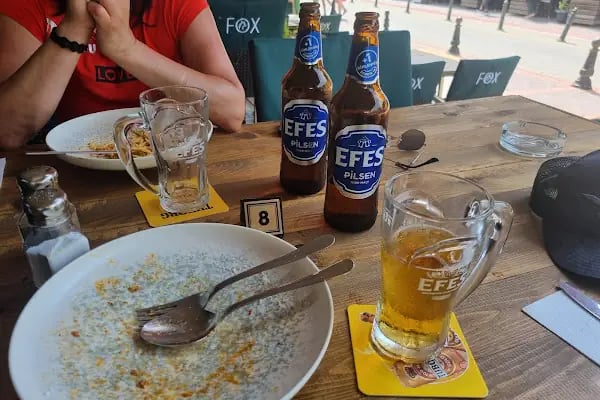 Fox Lounge Pub - Resim 19