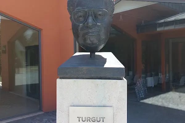 Turgut Özal Anıt Mezarı - Resim 12