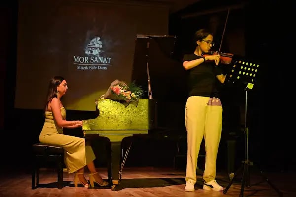 Mor Sanat Akademi İzmir - Resim 4