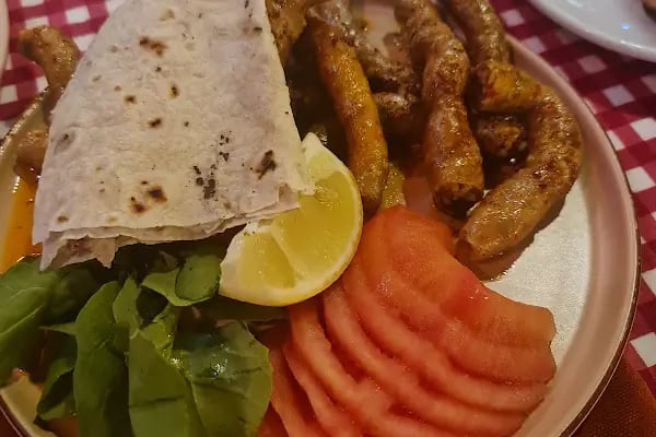 BİZDEN Bİ YER RESTAURANT - Resim 17