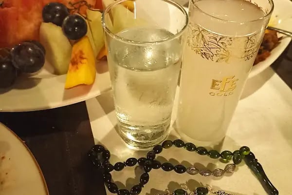 BİZDEN Bİ YER RESTAURANT - Resim 5