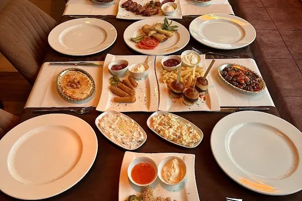 BİZDEN Bİ YER RESTAURANT - Resim 14