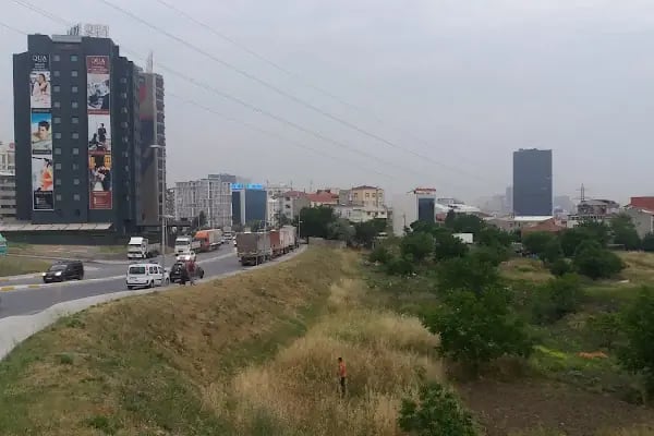 Bağcılar Belediyesi Mahmutbey Stadyumu - Resim 11