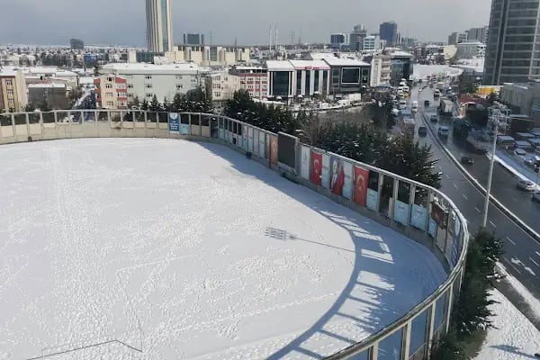 Bağcılar Belediyesi Mahmutbey Stadyumu - Resim 13