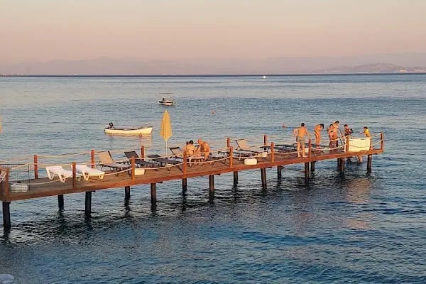 Özdemir Sitesi Halk Plajı - Resim 7