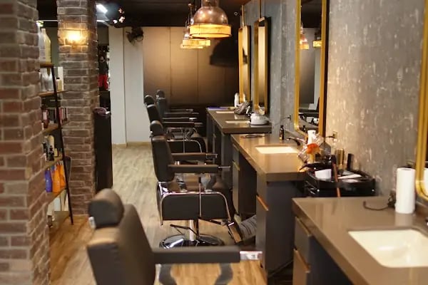 Erkek Kuaförü Kadir Alkan Hair Artist İzmir - Resim 3