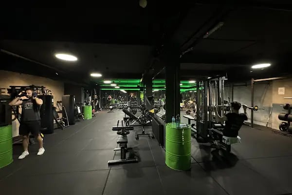 FiT//izz Fitness ve Sağlık Merkezi Tepe Şubesi - Resim 20