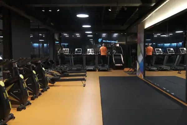 FiT//izz Fitness ve Sağlık Merkezi Tepe Şubesi - Resim 14