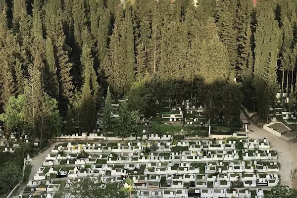 Değirmendere Mezarlığı - Resim 1