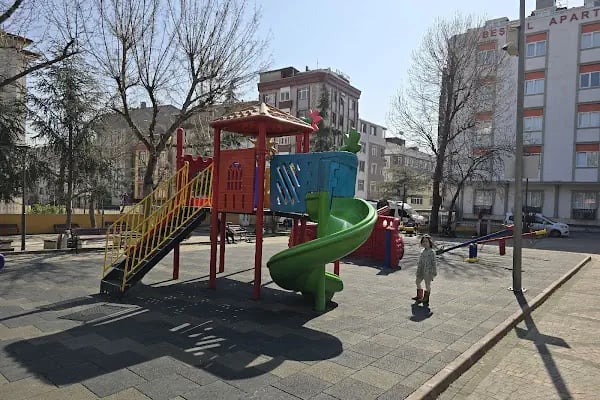 Şehit Mahmut Ergül Parkı - Resim 2