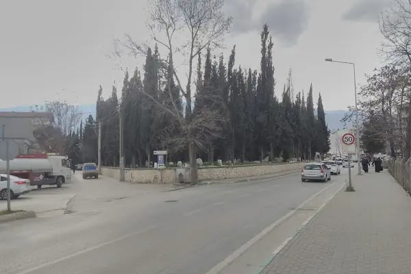 Gürsu Mezarlığı - Resim 3