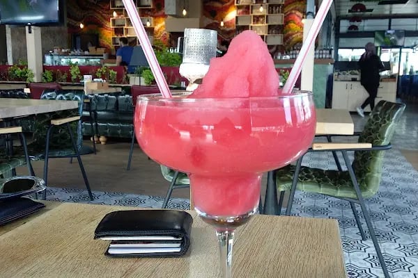 Monna Cafe Restorant - Resim 9