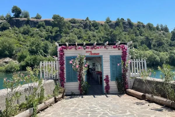 ALADAĞ KÖPRÜBAŞI KAFE - Resim 7