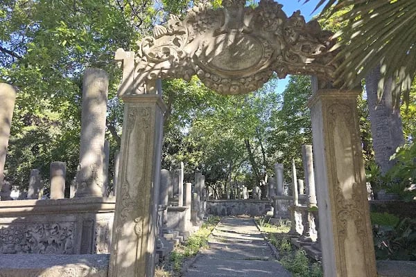 Edirnekapı Kara Şehitliği - Resim 16