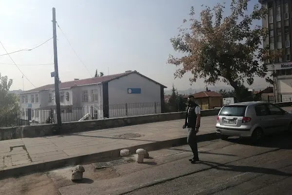 Cumhuriyet İlkokulu - Resim 16