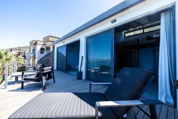Love Beach Villa - Resim 7