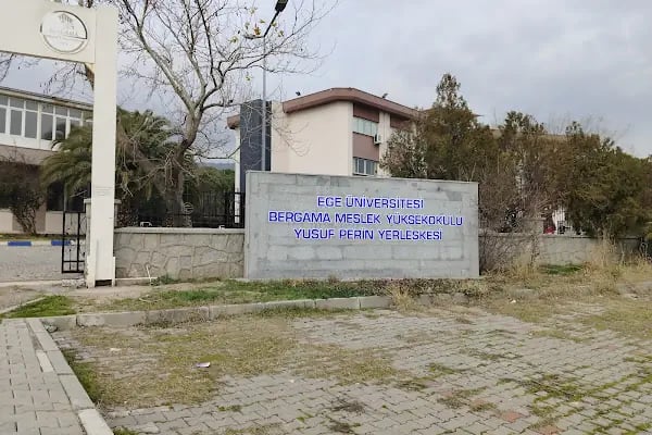 Ege Üniversitesi Bergama Myo - Resim 6