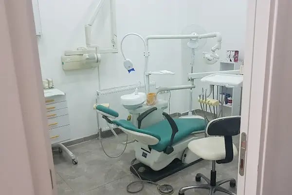 Diş Hekimi Billur Bahçevan - Resim 2