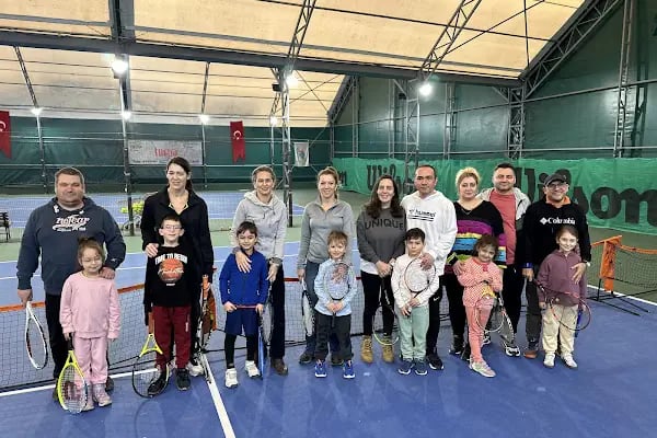 ESAS Beşevler Spor Tesisi (Halı Saha, Tenis Kortu) - Resim 16