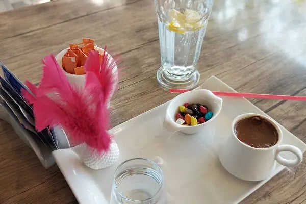Office Cafe - Resim 3