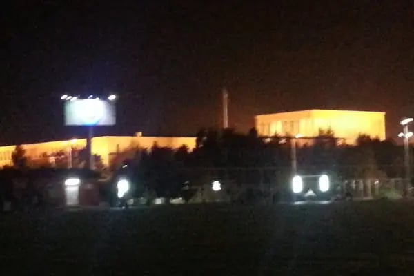 Ankara Hacettepeliler Spor Kulübü ( Anıttepe 100.Yıl Kapalı ve Açık Yüzme Havuzu) - Resim 9