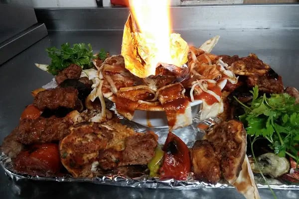 Özenir Urfalı Kebap - Resim 13