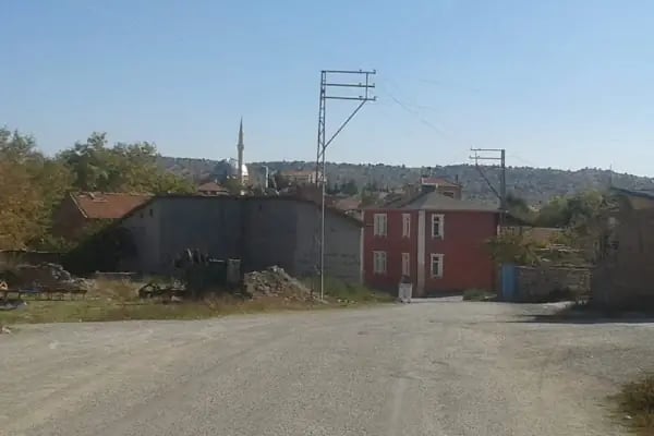 Yüğ Cami - Resim 11