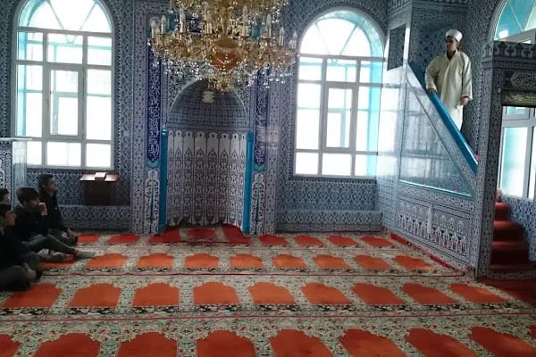 Yüğ Cami - Resim 12