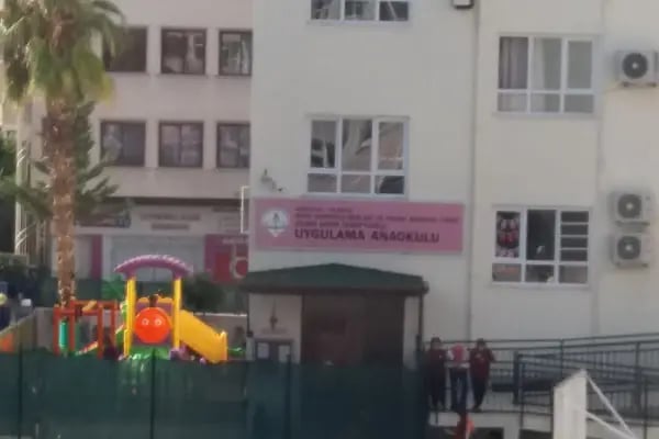 Rifat Azakoğlu Mesleki Ve Teknik Anadolu Lisesi Dilber Hanım Özmüftüoğlu Uygulama Anaokulu - Resim 2