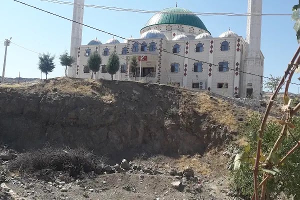 Hz.Hüseyin Camii - Resim 14