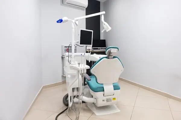 Özel Beyaz Işık Bursa Ağız ve Diş Sağlığı Millet Şubesi - Resim 9