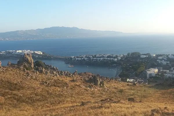 Akyarlar Hacı Mahmut Tınaz Tepe İlkokulu - Resim 5