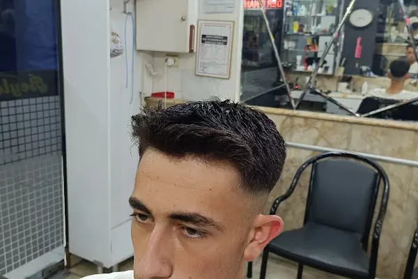 Beyler Kuaförü - Resim 13