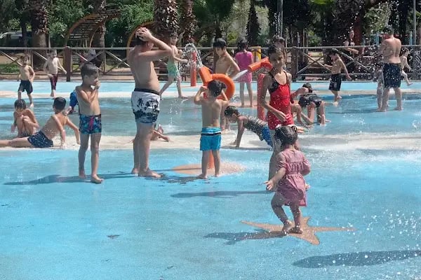Doğal Park Su Oyunları - Resim 8