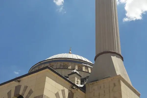 Emine Uslu Cami - Resim 20