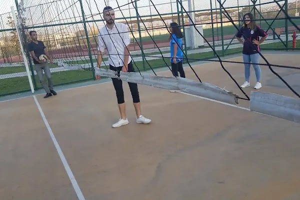 Talat Özkarslı Spor Salonu - Resim 7