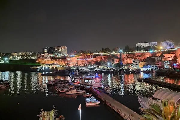 Antalya İncil Kilisesi - Resim 16