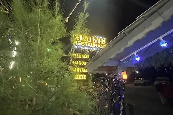 CEVİZLİ BAHÇE RESTAURANT - Resim 12